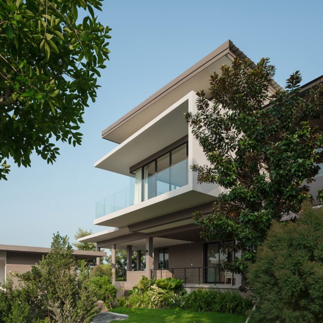 RT Residence, Khaoyai Thailand by PO Architect