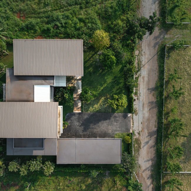 RT Residence, Khaoyai Thailand by PO Architect