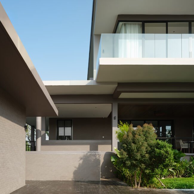 RT Residence, Khaoyai Thailand by PO Architect