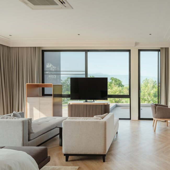 RT Residence, Khaoyai Thailand by PO Architect