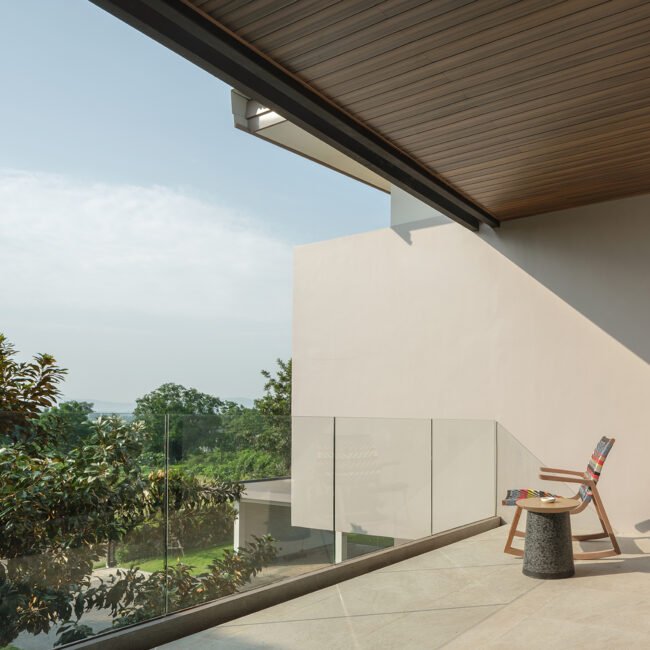 RT Residence, Khaoyai Thailand by PO Architect