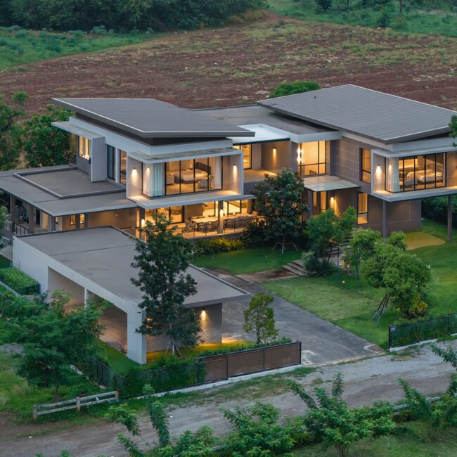 RT Residence, Khaoyai Thailand by PO Architect